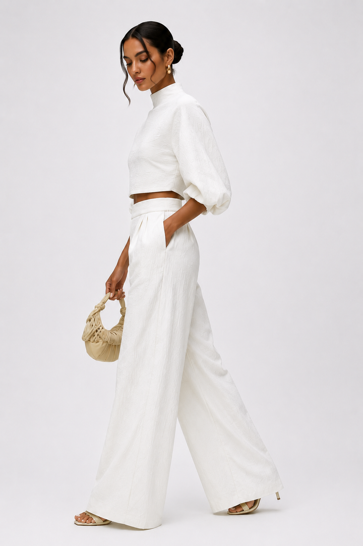 Creamy White  Lantern Sleeve Set