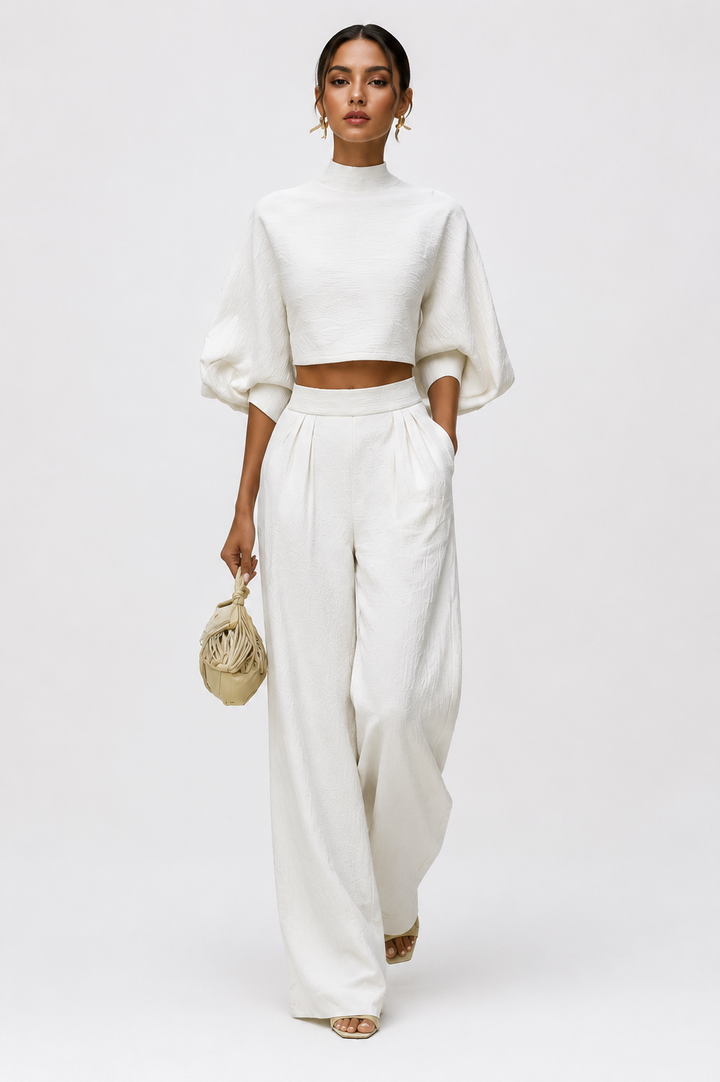 Creamy White  Lantern Sleeve Set