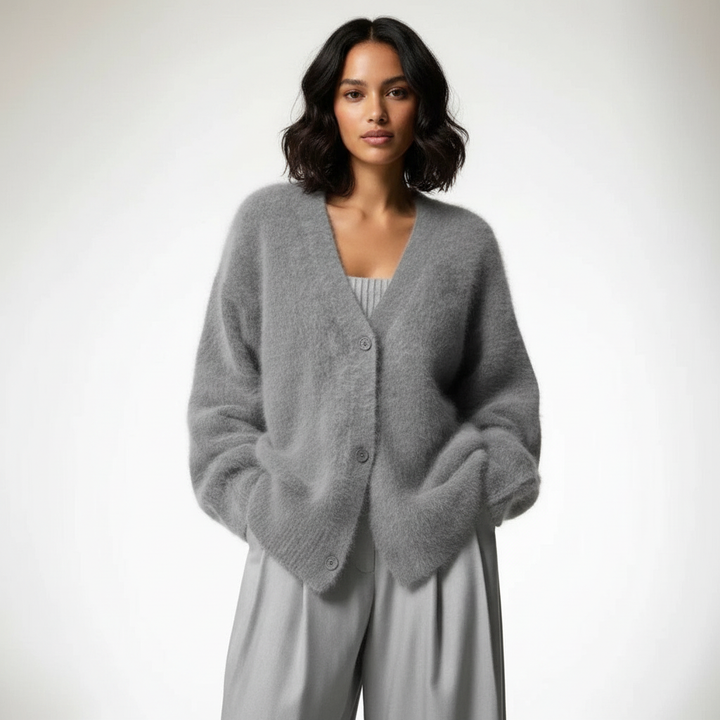 Zacht luxe gebreid damesvest met V-hals – Jennifer